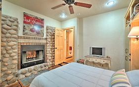 Charming Hilltop Cottage In Medicine Park!